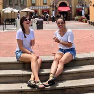 Meet your Posher, Alexandra